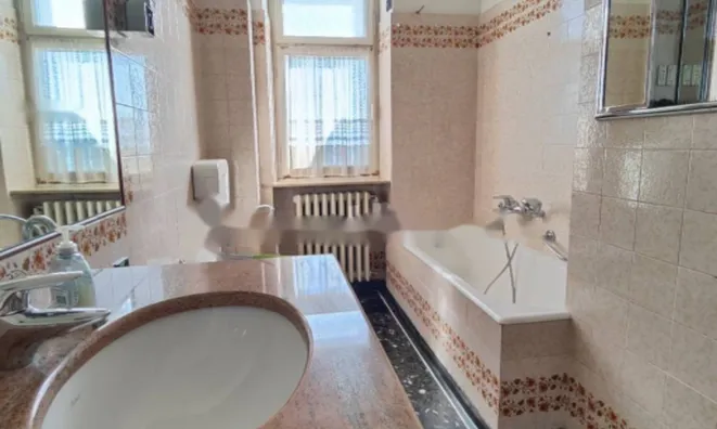 Недвижимость Трехкомнатная в центре Горизии: 50