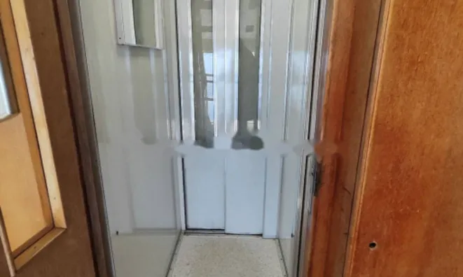 Недвижимость Трехкомнатная в центре Горизии: 54