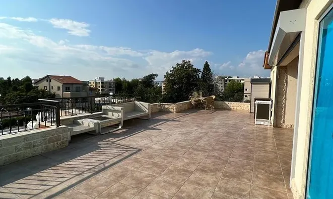 Недвижимость 3 Bedrooms Apartment For sale in Zakaki, Limassol: 11
