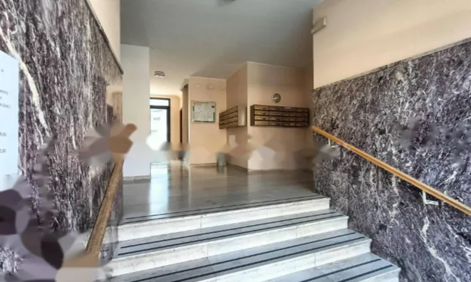 Недвижимость Трехкомнатная в центре Горички: 4