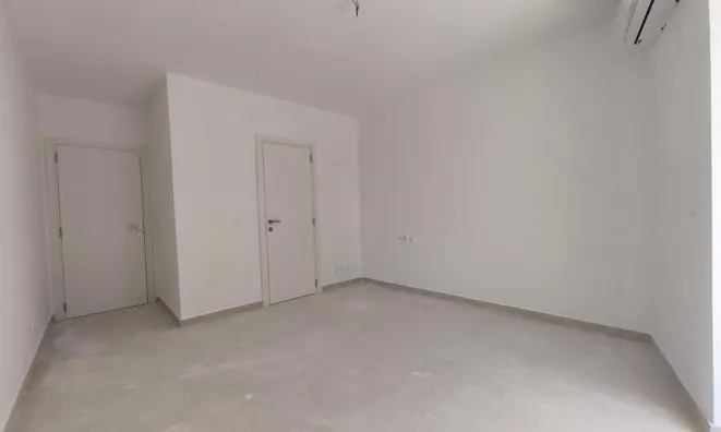 Недвижимость North Mgarr Apartment: 3