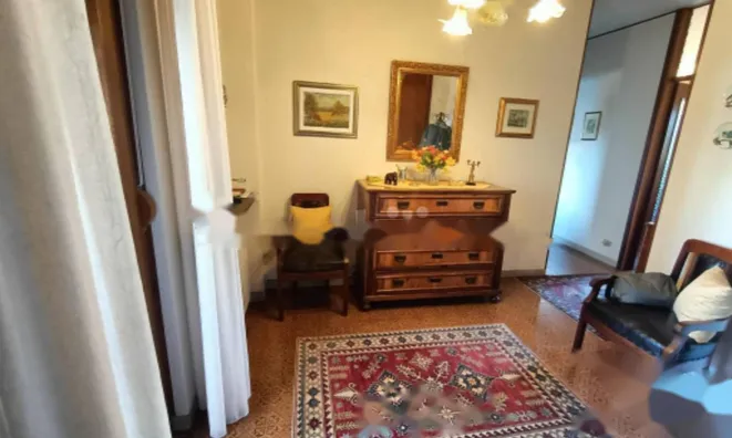 Недвижимость Трехкомнатная в центре Горички: 6