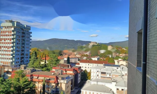 Недвижимость Трехкомнатная в центре Горички: 21