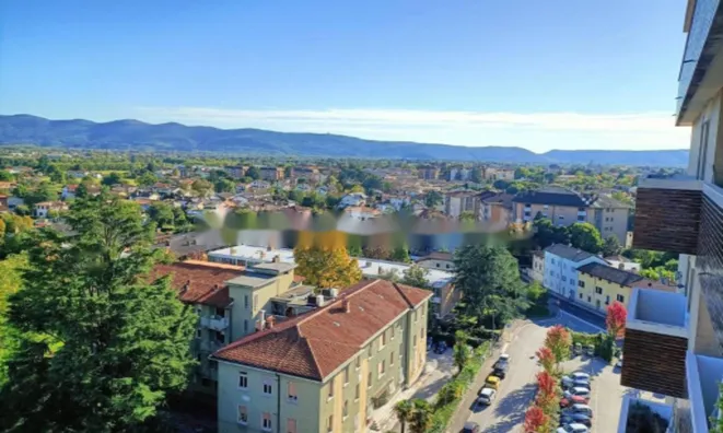 Недвижимость Трехкомнатная в центре Горички: 29