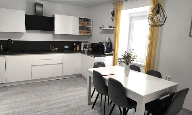 Недвижимость Three-room apartment in Piran: 9