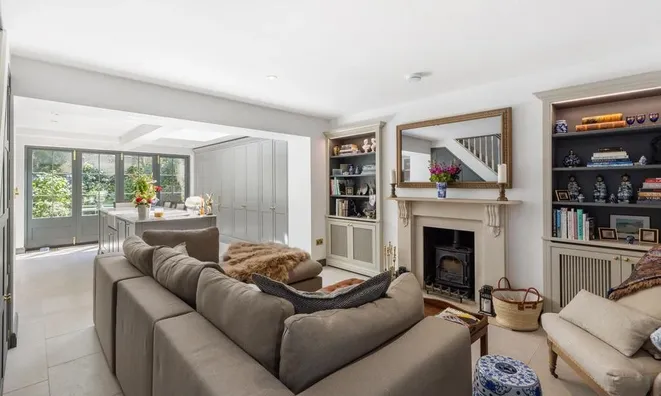 Недвижимость Redcliffe Place: 12