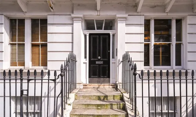 Недвижимость Oakley Street: 5