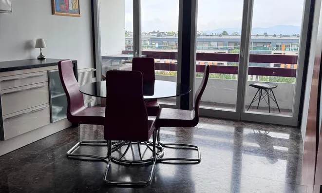 Недвижимость Apartment on Zikherlova: 4