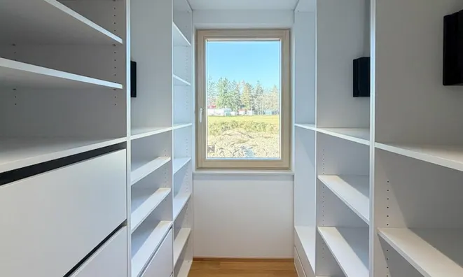 Недвижимость Apartment, 4 rooms, New Field: 8