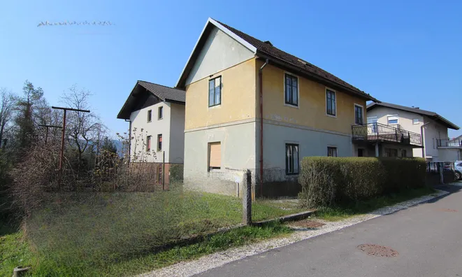 Недвижимость Квартира в районе Шишка: 4