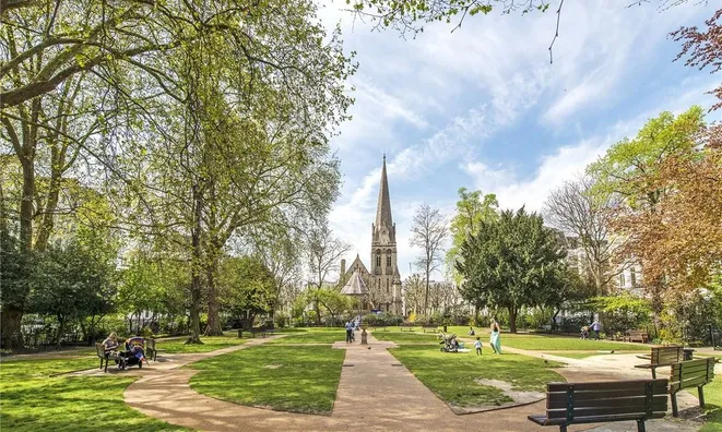 Недвижимость Redcliffe Square: 10