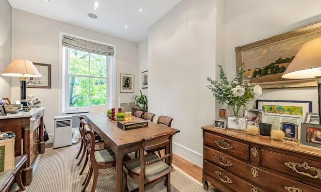 Недвижимость Cathcart Road: 11