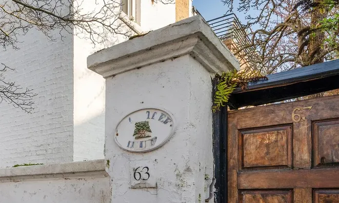 Недвижимость Cathcart Road: 4