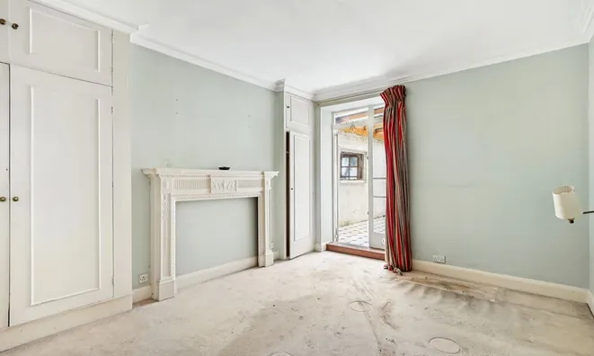 Недвижимость Cathcart Road: 13