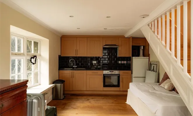 Недвижимость Upper Cheyne Row: 5