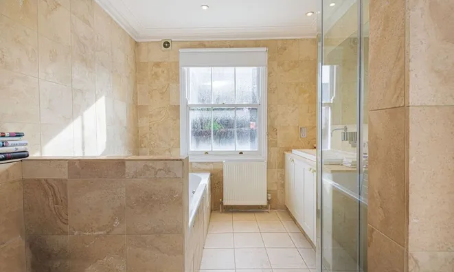 Недвижимость Milborne Grove: 2