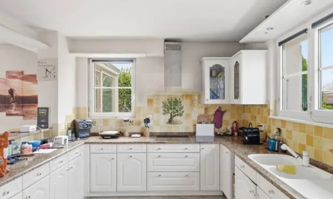 Недвижимость Row house 6 rooms: 2
