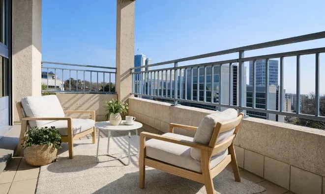 Недвижимость Apartment 6 rooms: 1