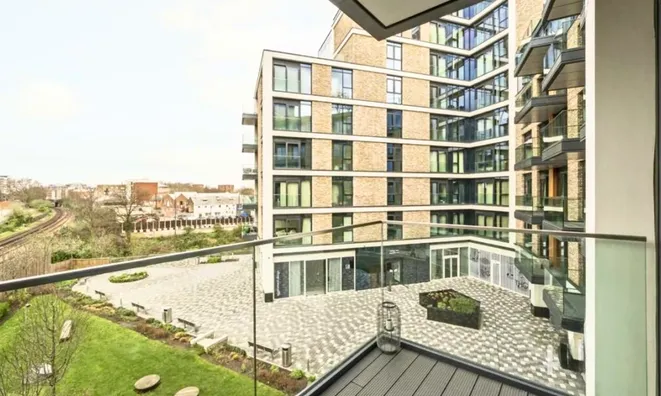 Недвижимость Lighterman Towers, Harbour Avenue, Hammersmith And Fulham: 1