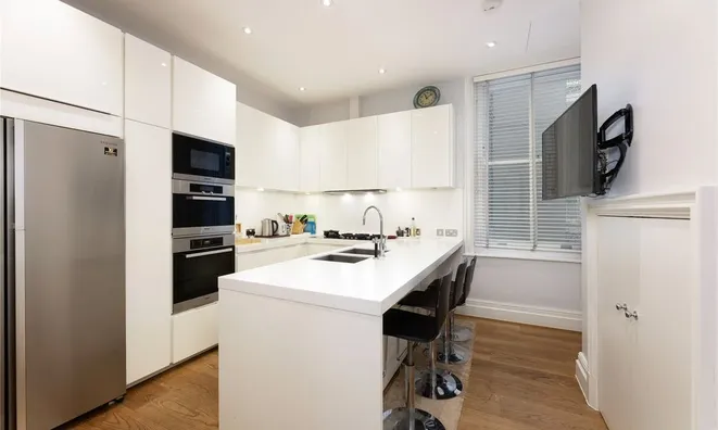 Недвижимость Carlyle Mansions, Cheyne Walk: 14