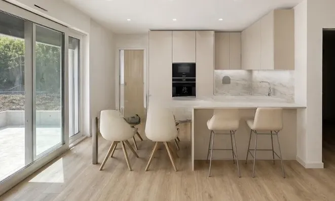 Недвижимость Apartment 3.5 rooms: 3