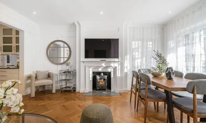Недвижимость Sprimont Place, Chelsea: 3