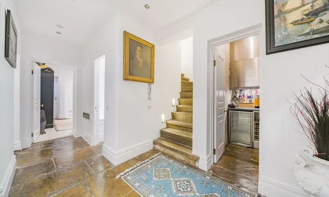 Недвижимость Roland Gardens, South Kensington: 4