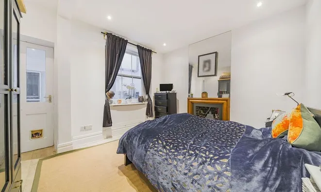 Недвижимость Roland Gardens, South Kensington: 8
