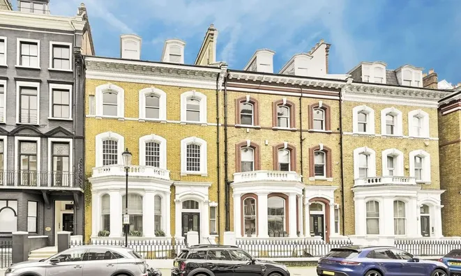 Недвижимость Roland Gardens, South Kensington: 10