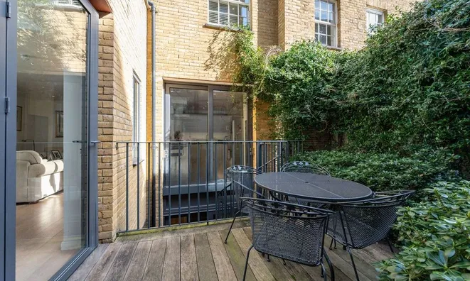 Недвижимость Roland Way, South Kensington: 4