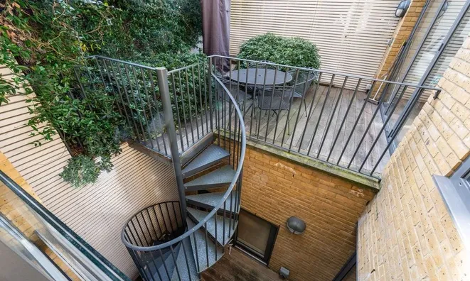 Недвижимость Roland Way, South Kensington: 18