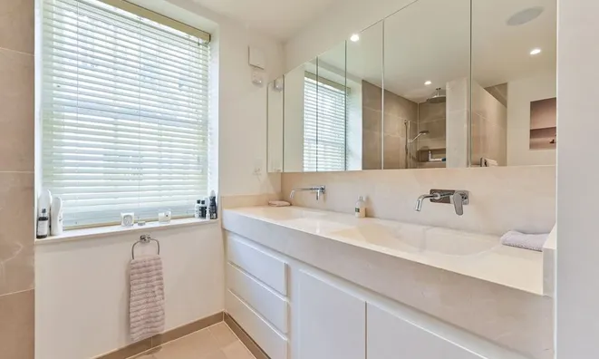 Недвижимость Roland Way, South Kensington: 21