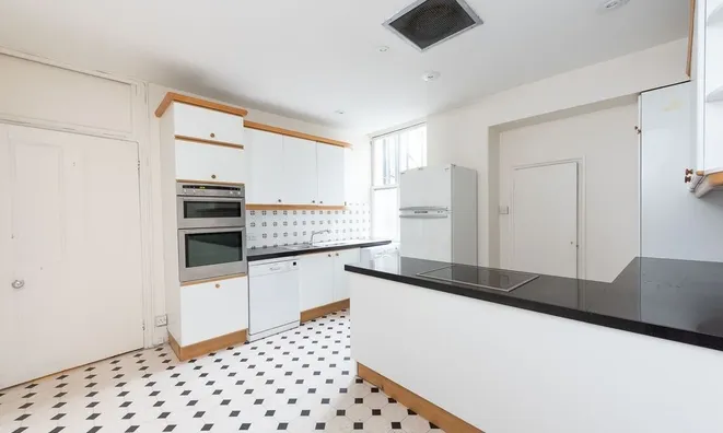 Недвижимость Thurloe Place, South Kensington: 12