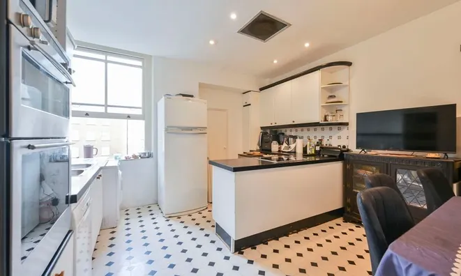 Недвижимость Thurloe Place, South Kensington: 25