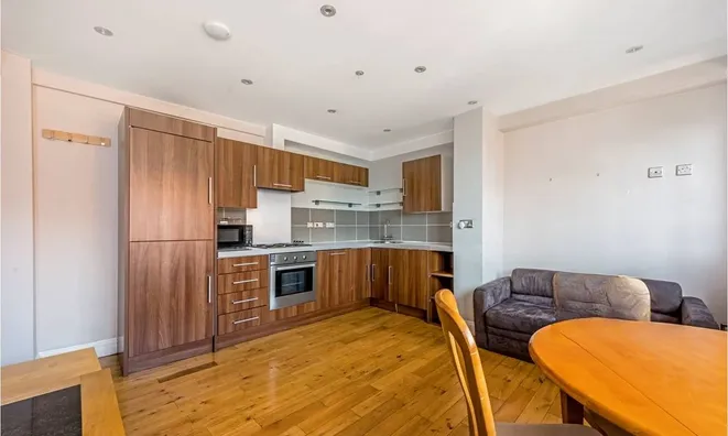 Недвижимость Sloane Avenue: 1