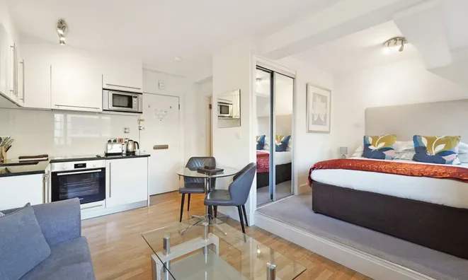 Недвижимость Sloane Avenue: 16