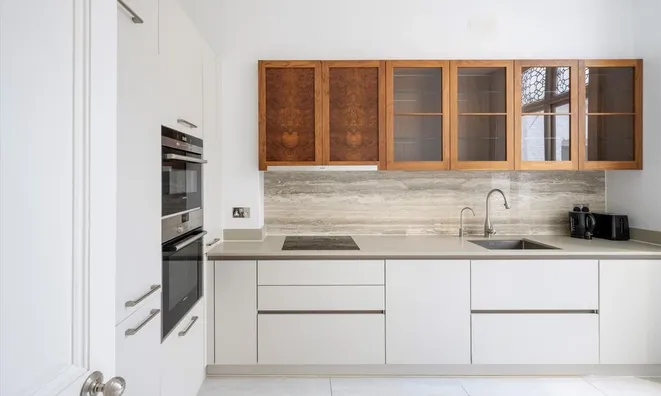 Недвижимость Harcourt Terrace: 3