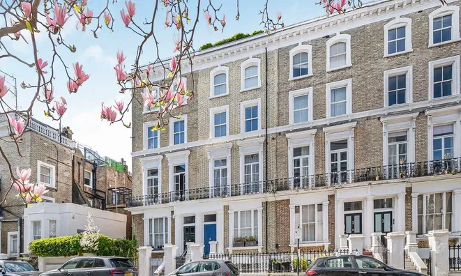 Недвижимость Cathcart Road: 4