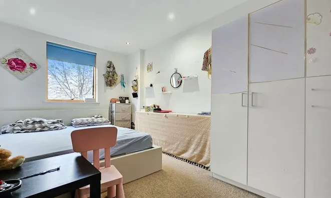 Недвижимость Two Bedroom Flat In Harlesden: 5