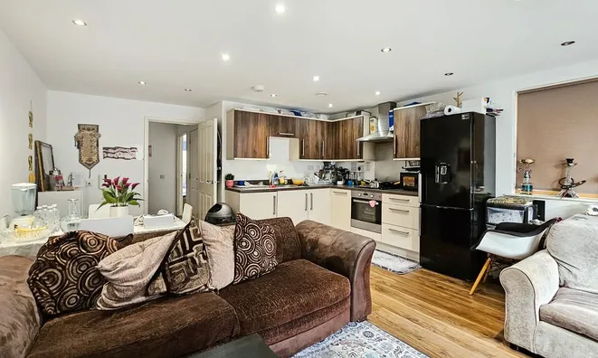 Недвижимость Two Bedroom Flat In Harlesden: 7