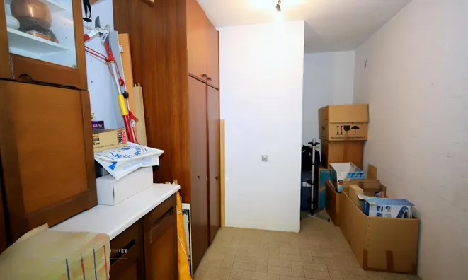 Недвижимость Дом с террасой в Кране: 23