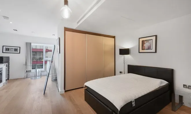 Недвижимость Courtyard Apartments, Avantgarde Place: 9