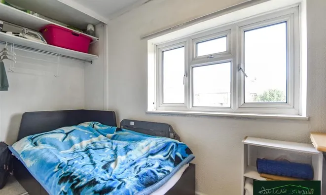 Недвижимость Amberden Avenue, Finchley Central: 2