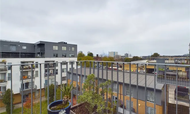 Недвижимость Felix Court, 90 Warner Road: 3