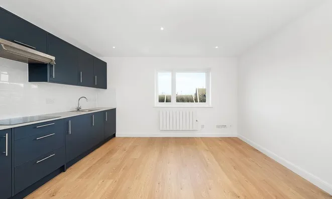 Недвижимость Granville Square, Peckham: 2