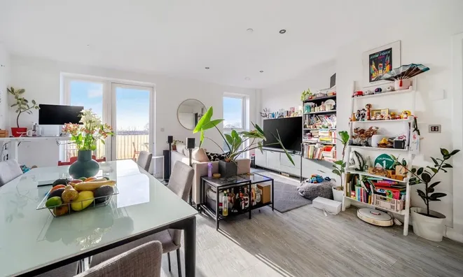 Недвижимость Trinity Way, Acton: 7