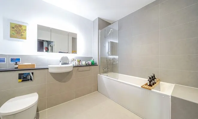 Недвижимость Trinity Way, Acton: 9