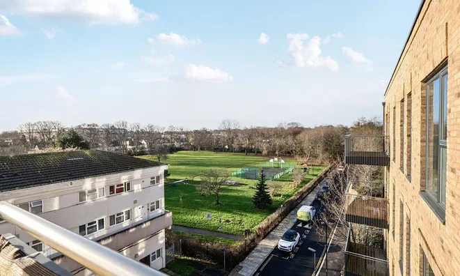 Недвижимость Trinity Way, Acton: 11