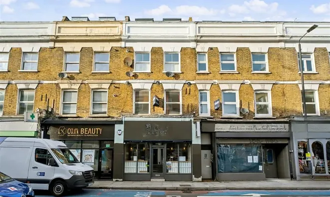 Недвижимость Battersea Park Road: 4