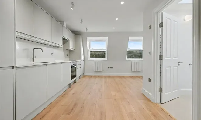Недвижимость Battersea Park Road: 5